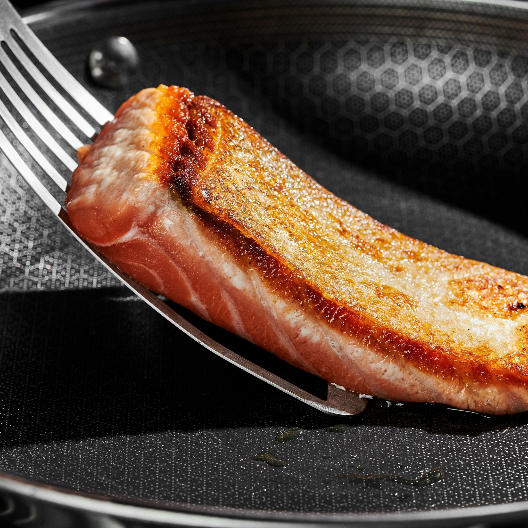 8-Inch Non Stick Frying Pan Versatile Hybrid Cookware Ideal for Quick Meals 5