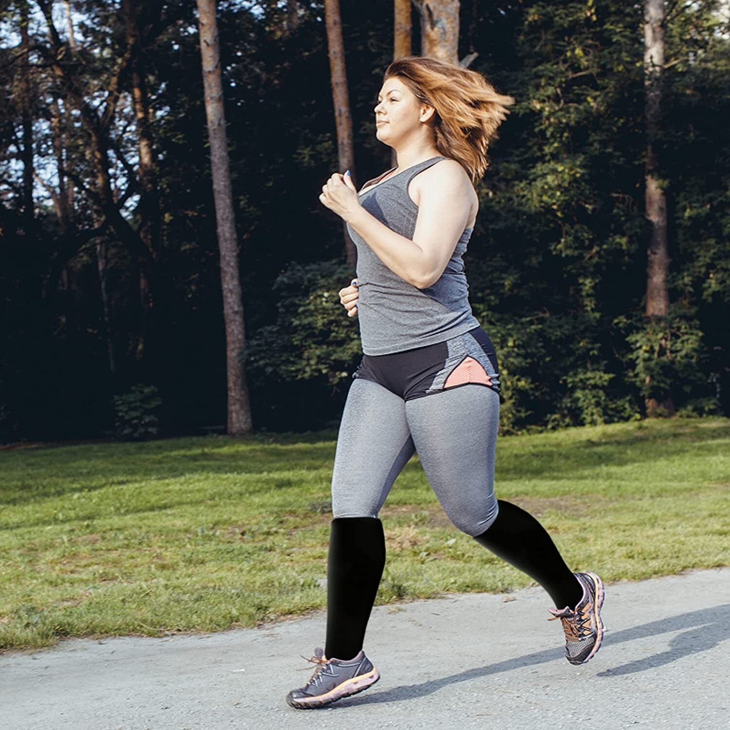 Wide Calf Compression Socks for Women & Men – Best Compression Socks for Extra-Large Legs 3