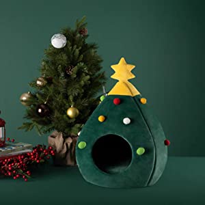 Christmas Tree Shaped Cat Bed