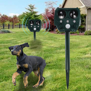 Ultrasonic Pest Animal Repeller LED Cat Dog Rat Animals Repellent