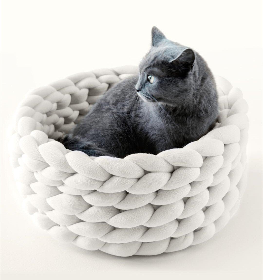 Hand Woven Chunky Knit Pet Bed