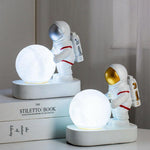 Astronaut Night Light